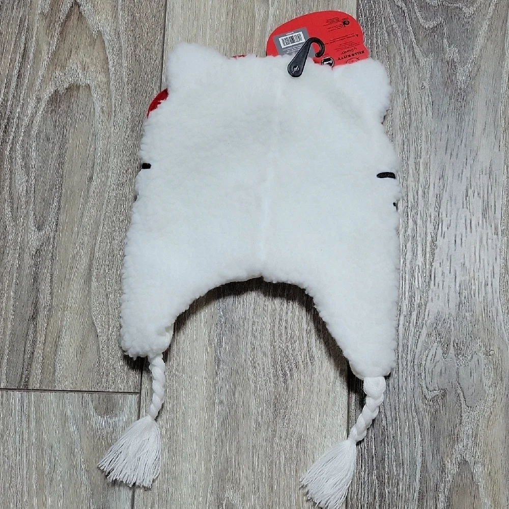 Hello Kitty White Hat with Red Bow